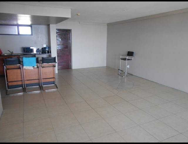 2 BEDROOM APARTMENT TO LET IN POINT WATERFRONT